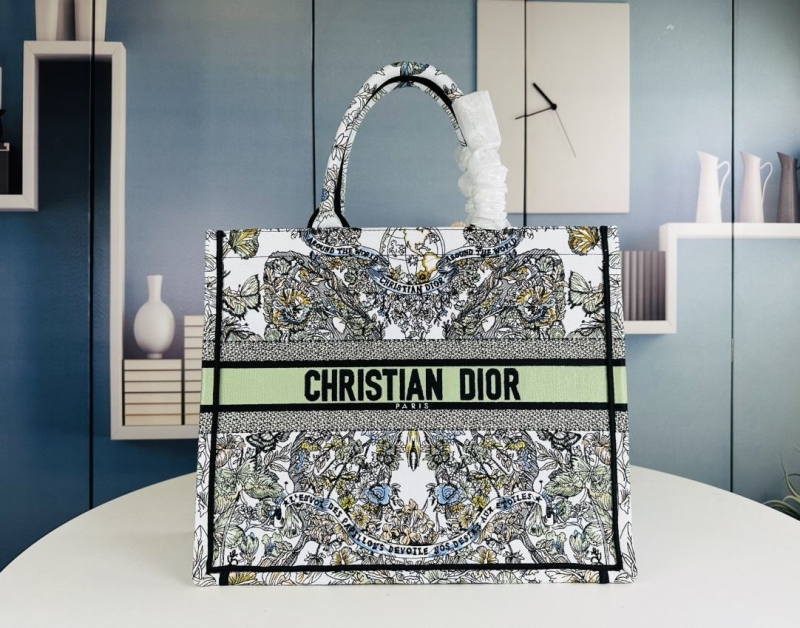 Dior Shopping Bags